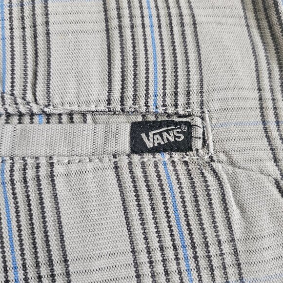 Vans Men’s Gray Striped Shorts Size 32 - Picture 10 of 10